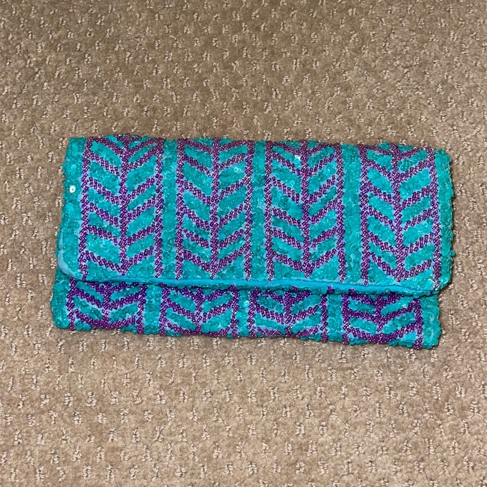 Athropolgie clutch